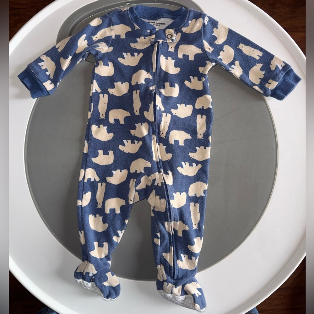 Amazon Essentials Blue and Cream Kids One Piece with Polar Bears